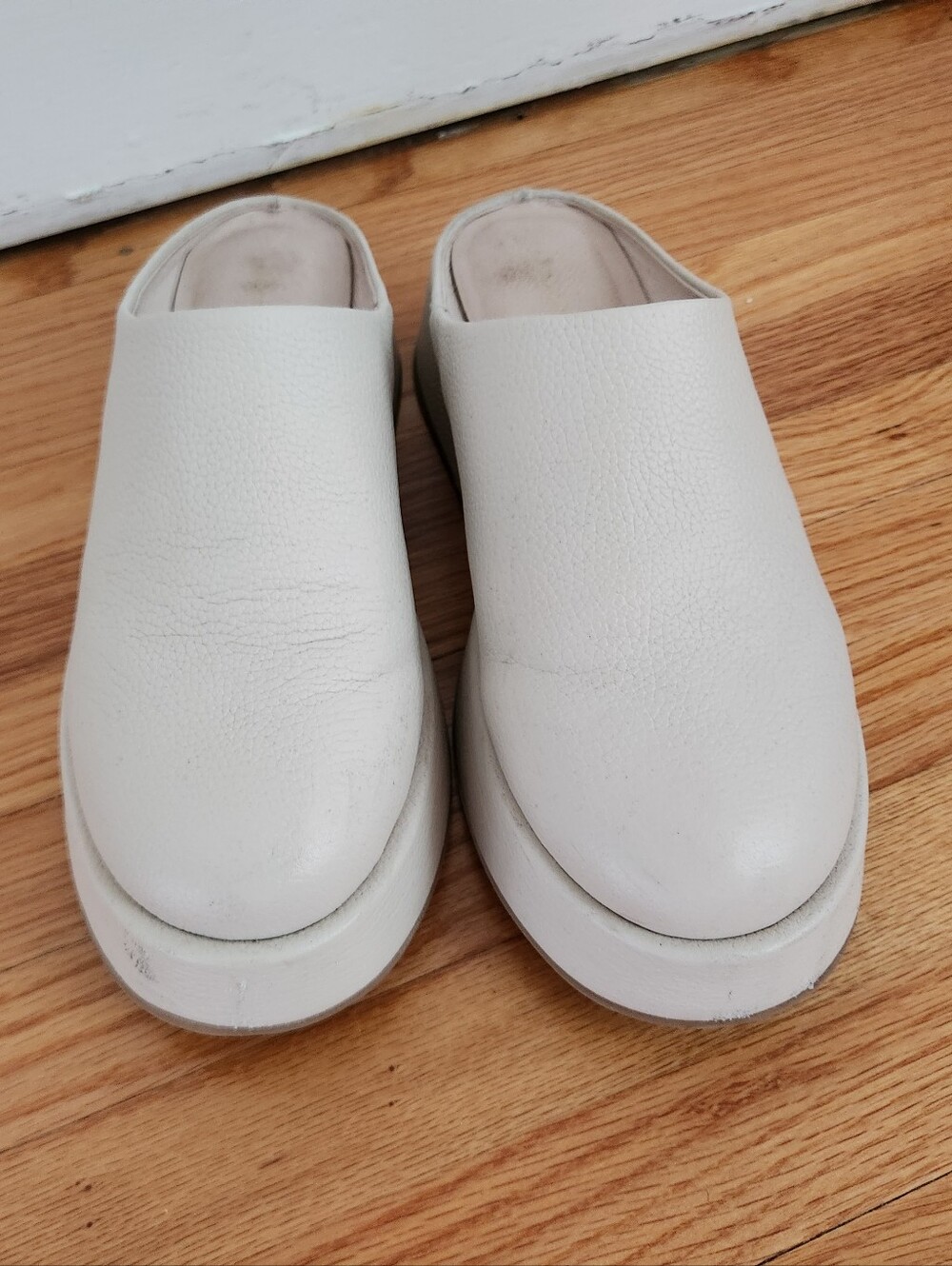 Intentionally Blank Risen Slip On Size 9 - Picture 2 of 11